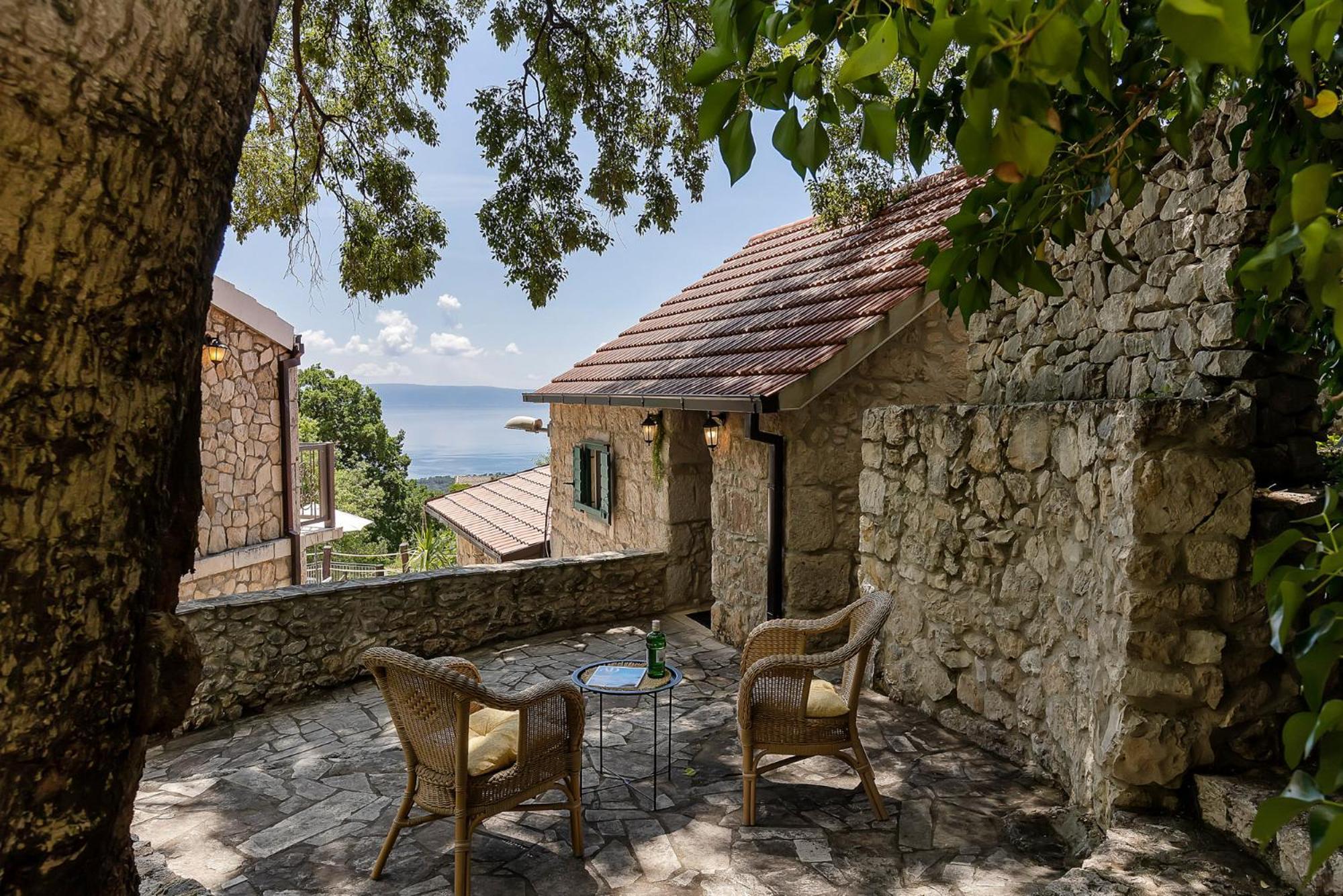 Stonehouse Villa