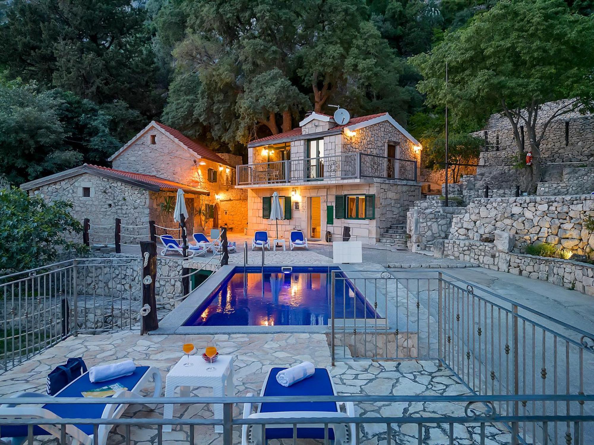 Villa Stonehouse *